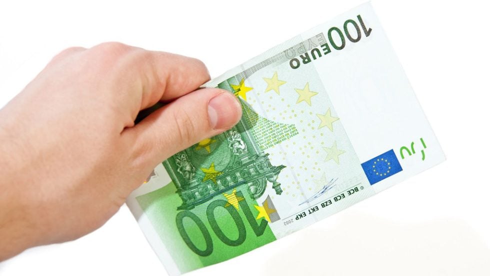 100 euros